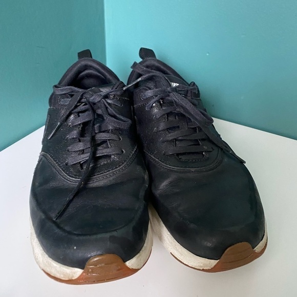NIKE Air Max Thea Black Running Shoes, Women’s Size 8, Preloved - Picture 3 of 9